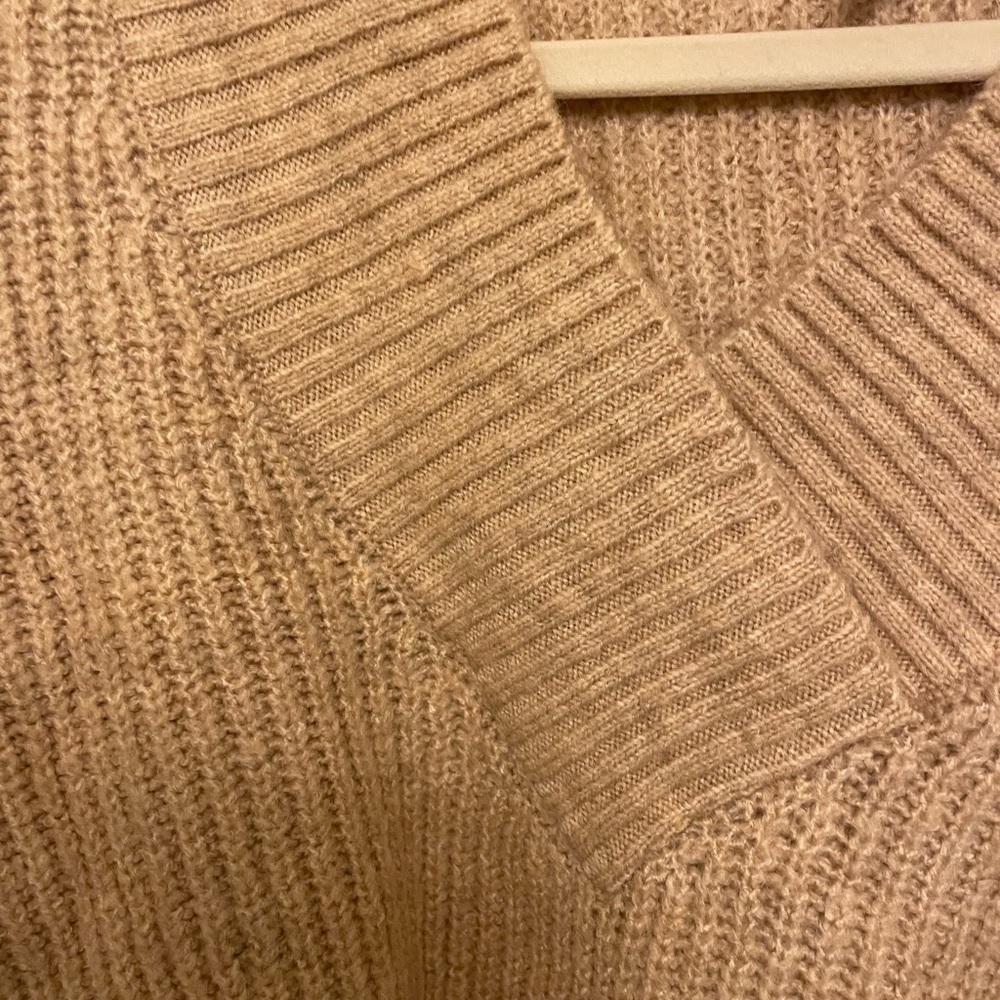 Top Shop Ribbed V-Neck Sweater - Picture 3 of 5